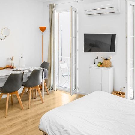 Le Chat Orange Lägenhet Aubagne Exteriör bild